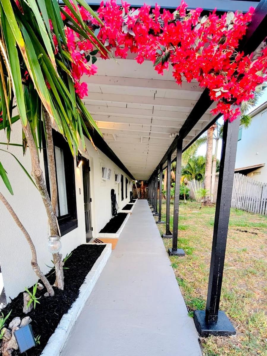 Beach Bungalow By The Sea 1 โคโคบีช ภายนอก รูปภาพ